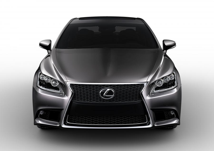  Lexus LS460 F-Sport 2013 года  (фото 44 из 47)